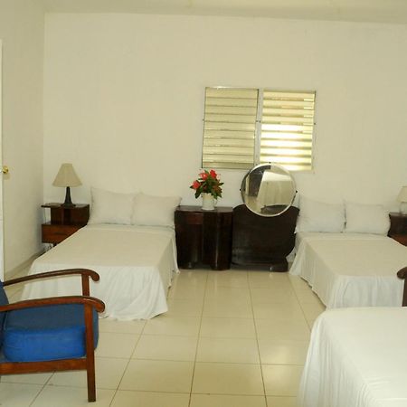 Hotel Florita Jacmel Bagian luar foto