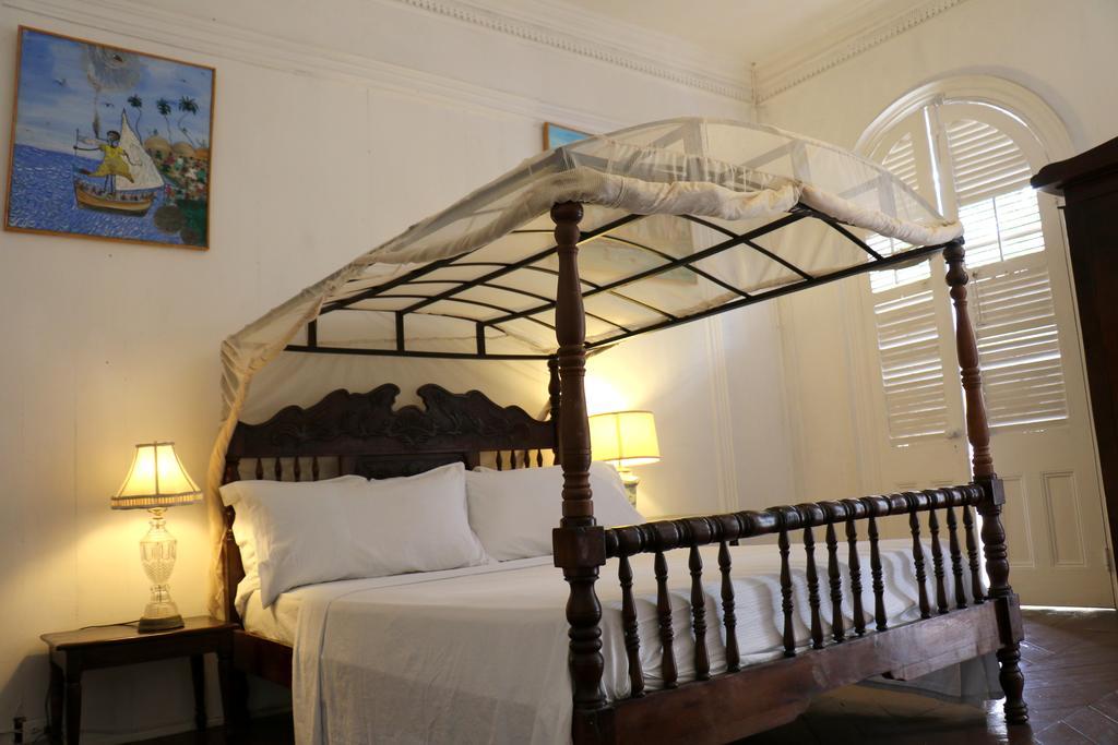 Hotel Florita Jacmel Bagian luar foto