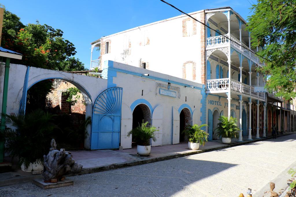 Hotel Florita Jacmel Bagian luar foto