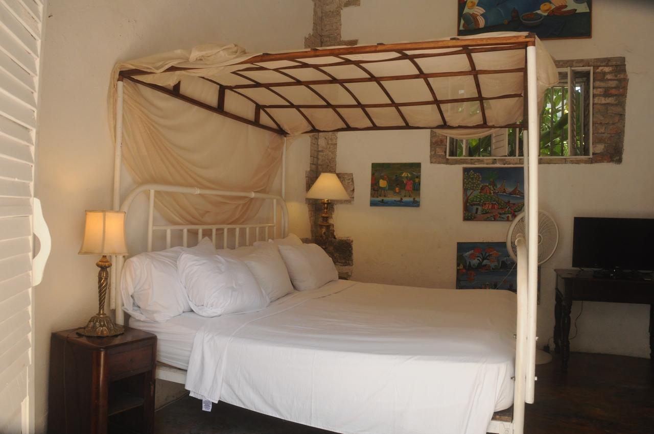 Hotel Florita Jacmel Bagian luar foto