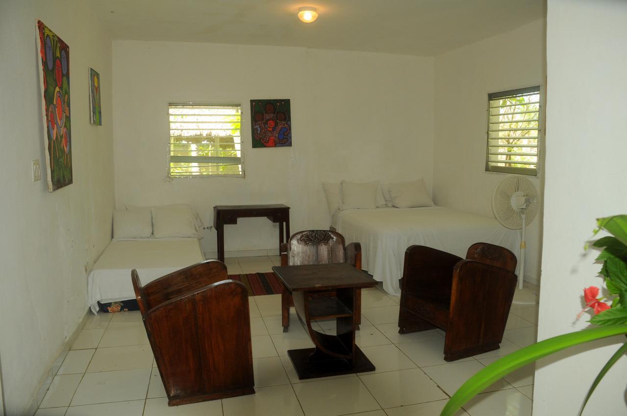 Hotel Florita Jacmel Bagian luar foto
