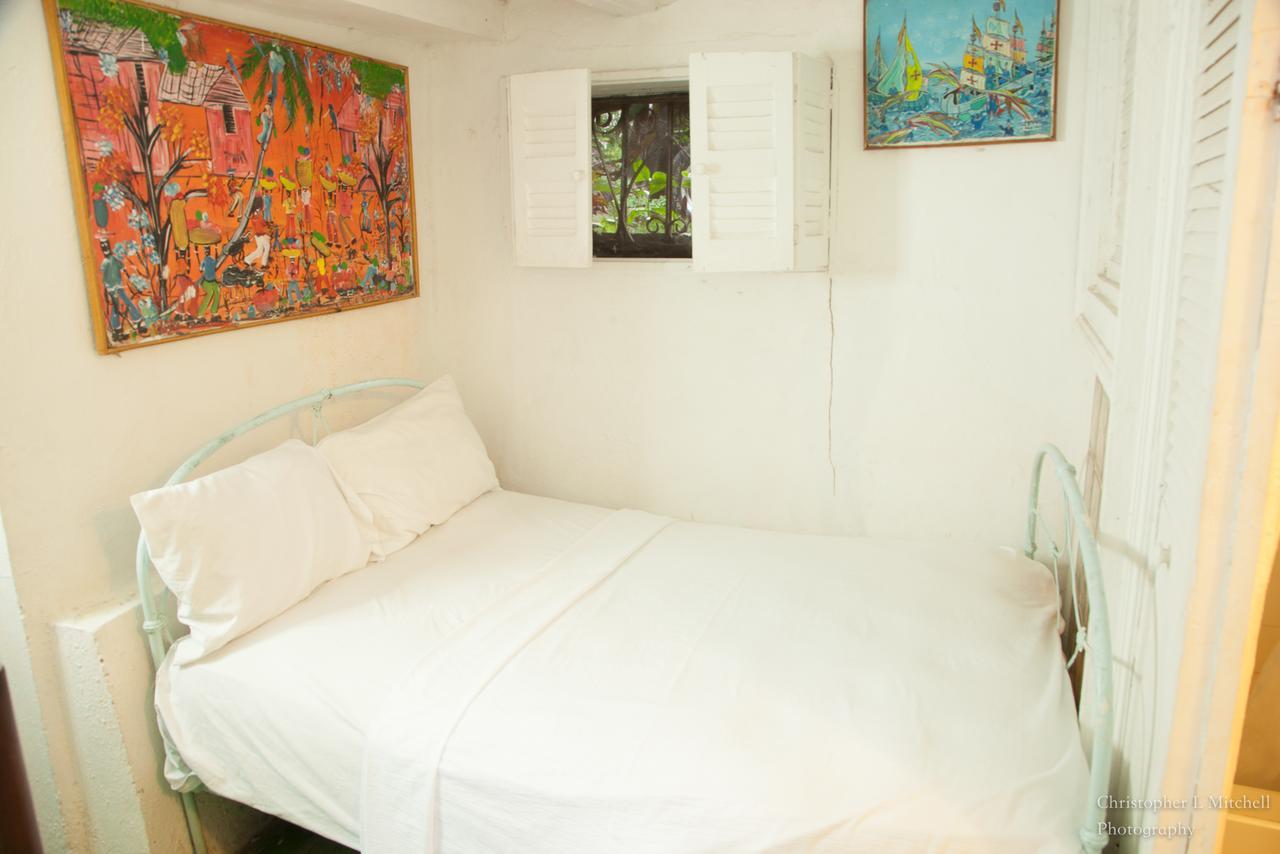 Hotel Florita Jacmel Bagian luar foto