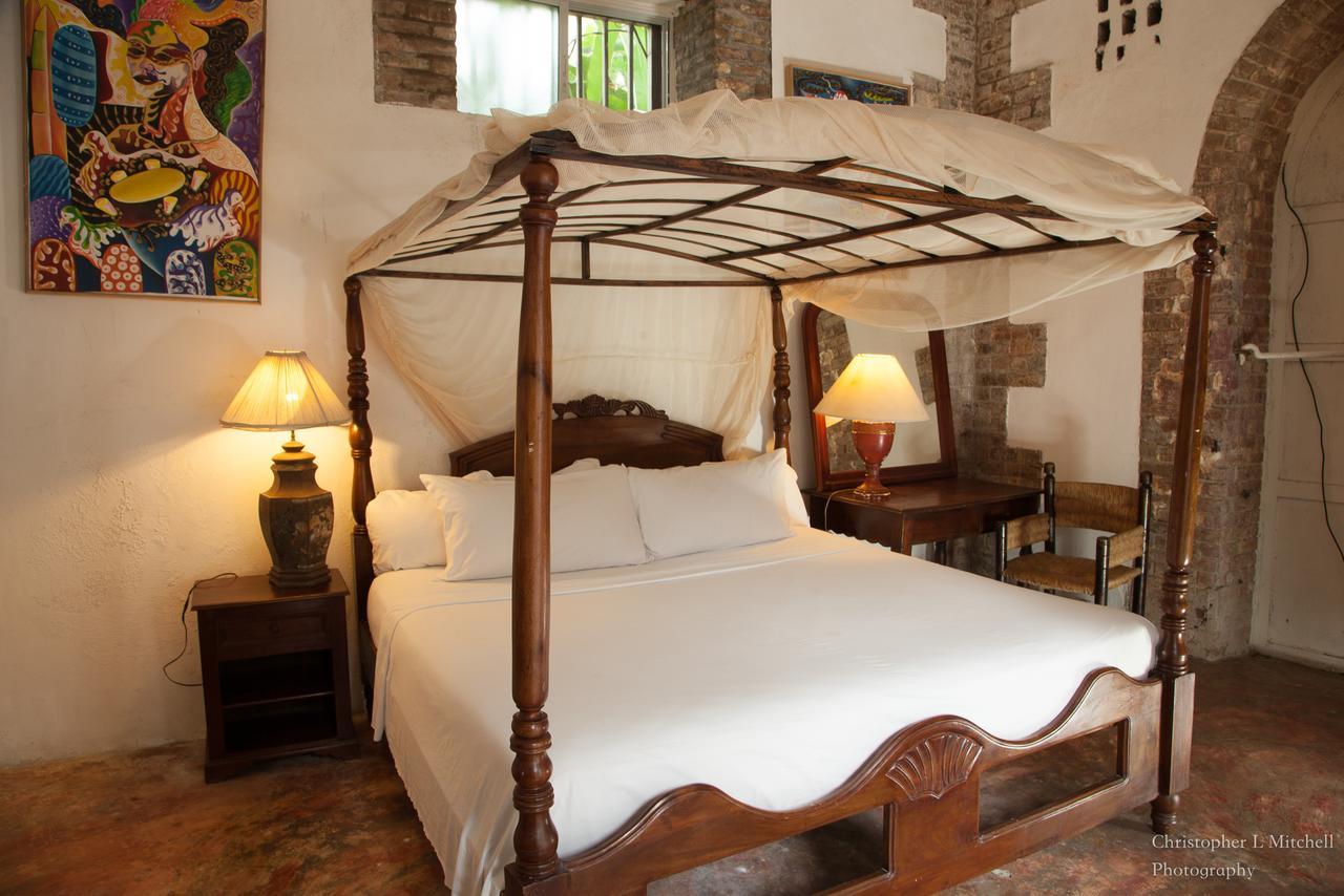 Hotel Florita Jacmel Bagian luar foto