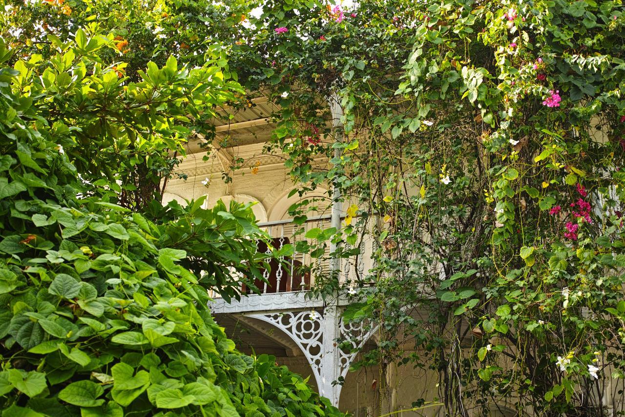Hotel Florita Jacmel Bagian luar foto